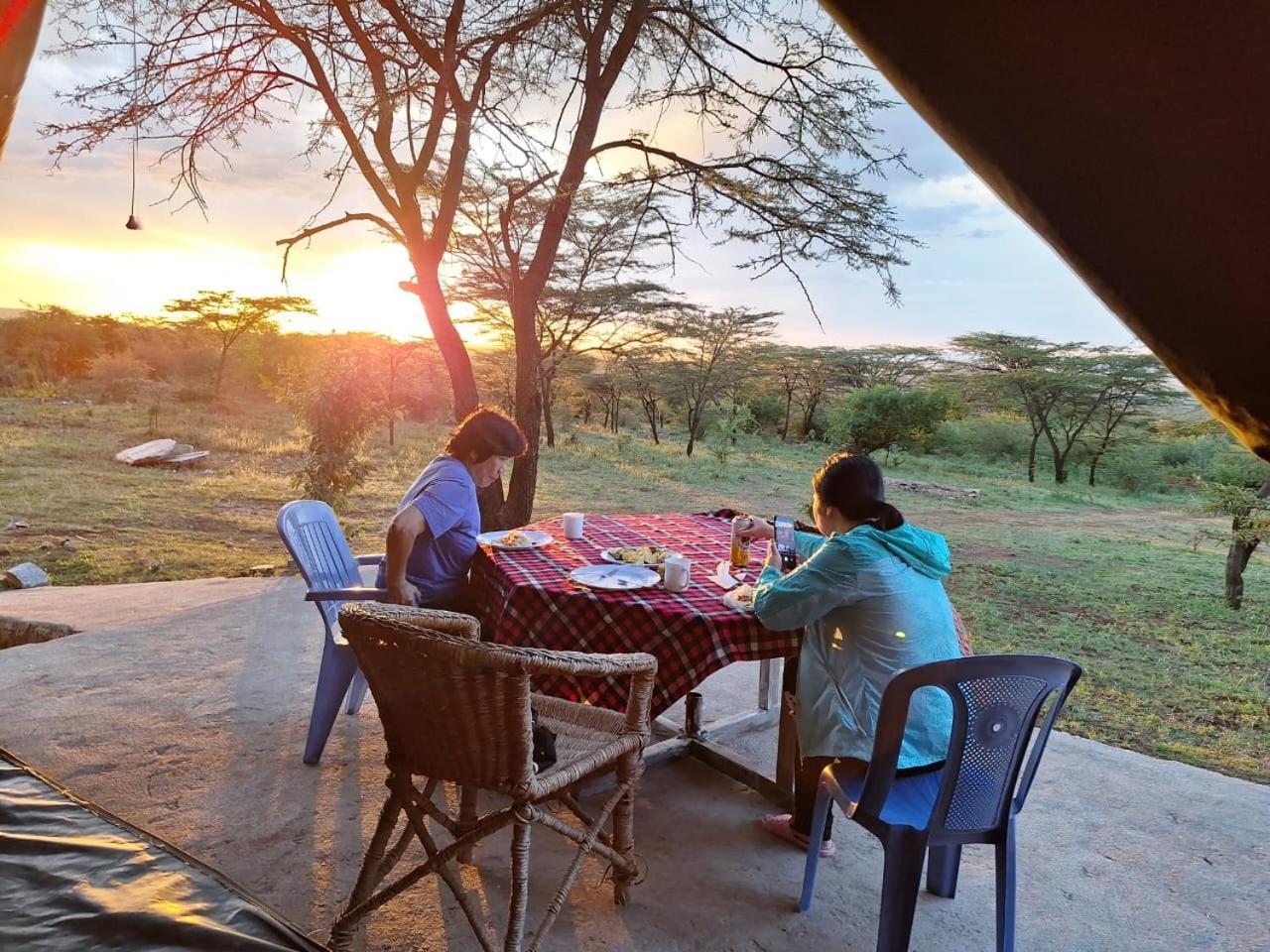 Oloirien Tented Camp Hotel Mara Simba Exterior photo